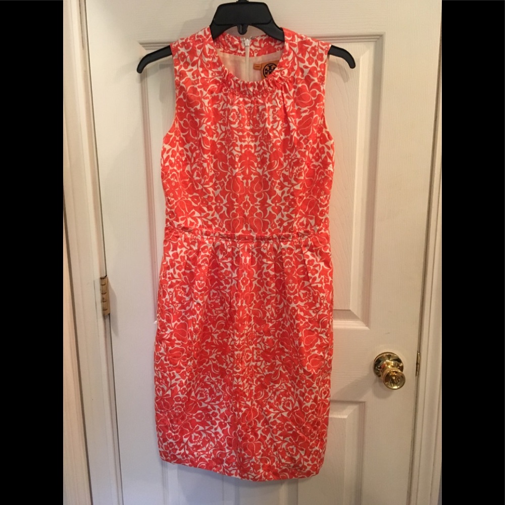 TORY BURCH LIKE NEW SLEEVELESS DRESS SIZE 4